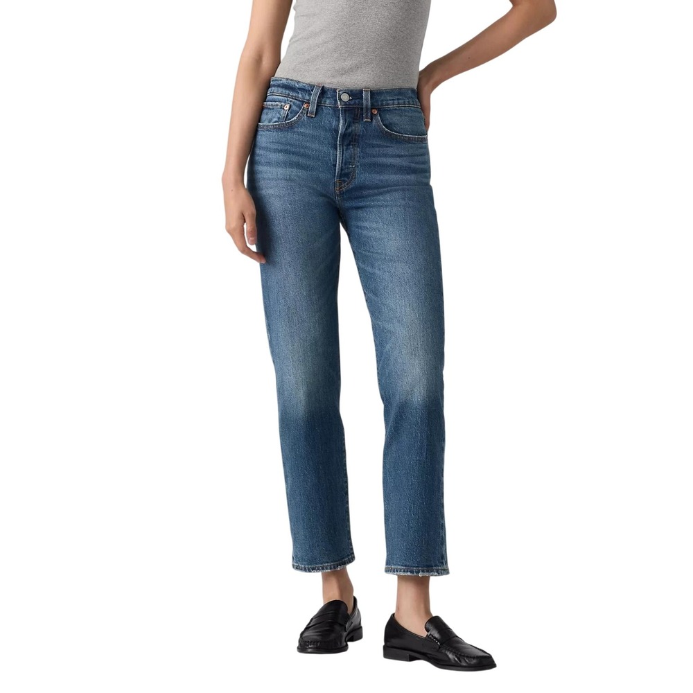 LEVIS Wedgie Straight Leg Jeans. Size 26